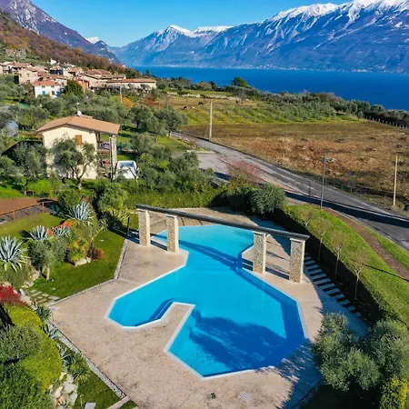 Апартаменты Gardagate - Borgo Le Torri Тосколано-Мадерно